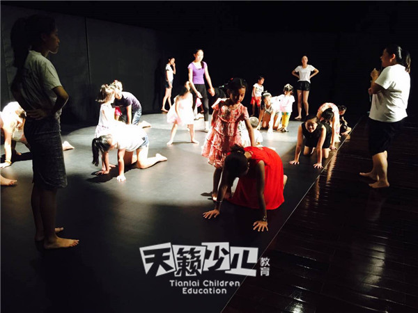儿童舞蹈演出