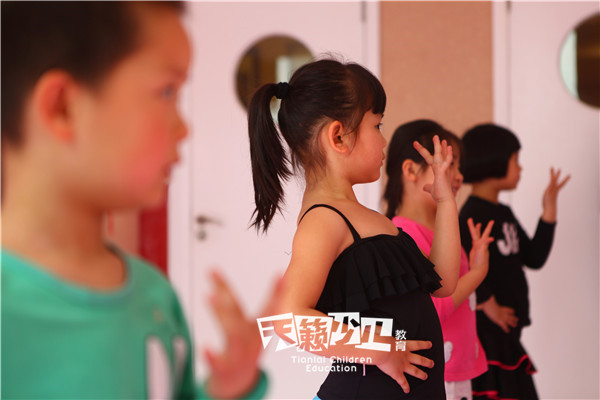 少儿舞蹈兴趣班